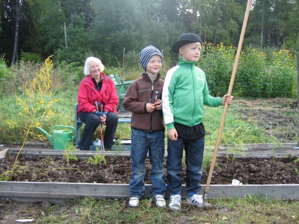 Barbro Emil Nils p� Kollonilotten